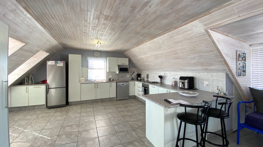 6 Bedroom Property for Sale in Dwarskersbos Western Cape